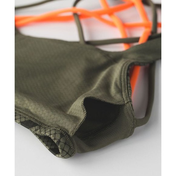 Lululemon Free To Be *Wild Bra Ziggy Snake Fatigue Green Gator Pizzaz Size 6 - Picture 6 of 9